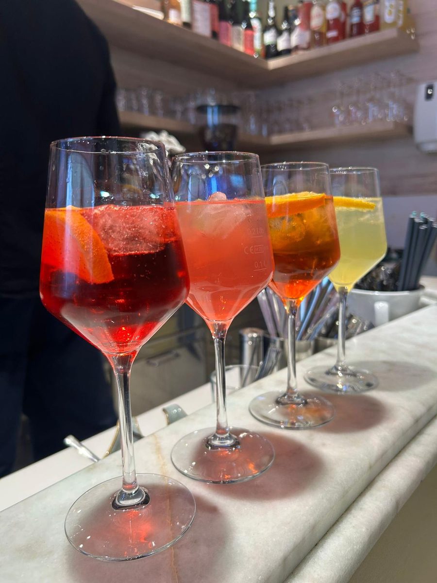 Aperol Spritz zur Happy Hour