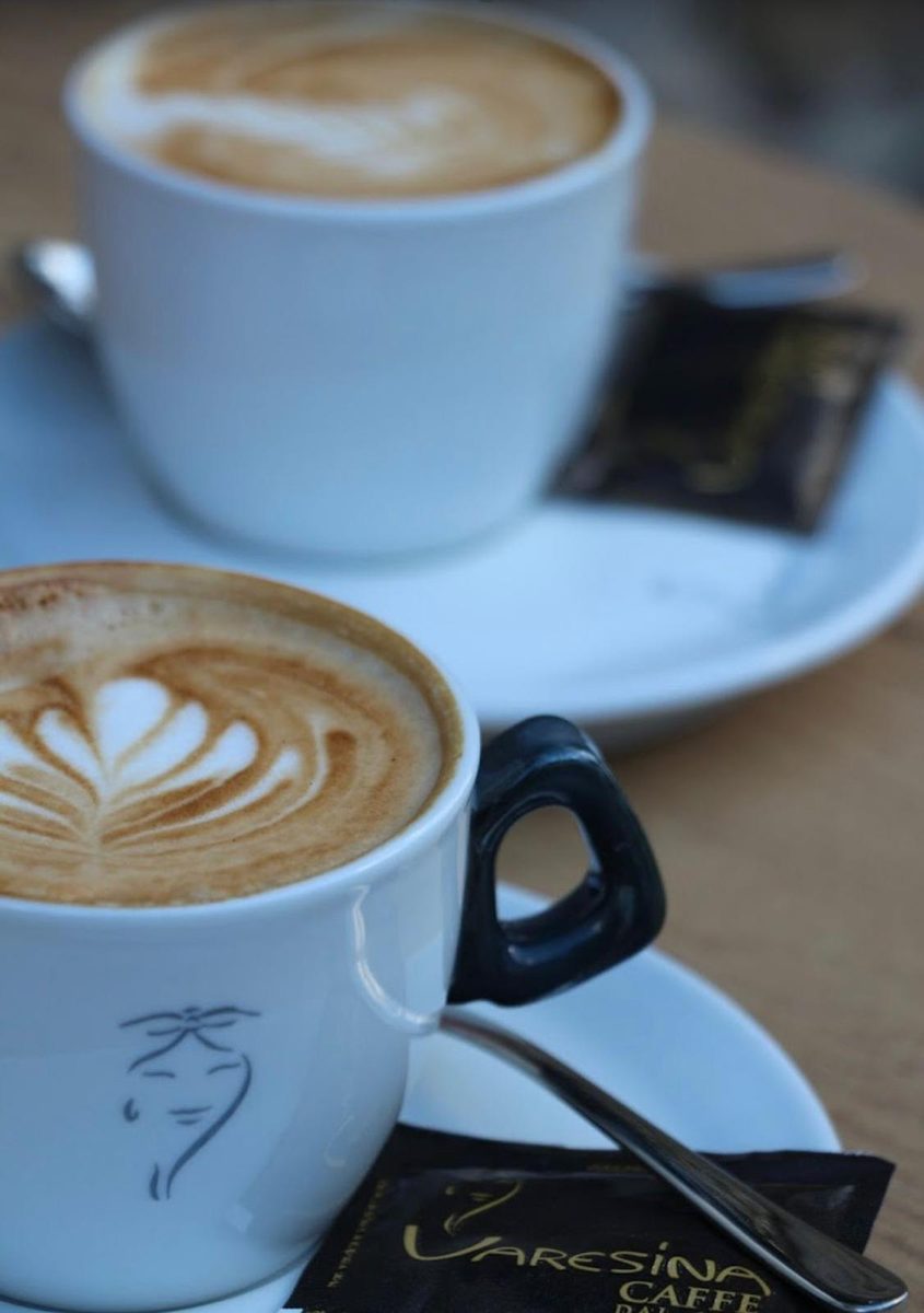 Latte Macchiato im Glas