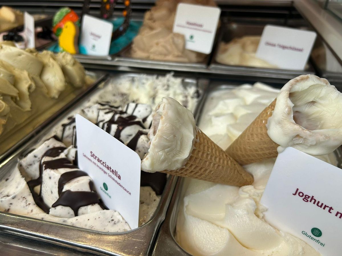 Kinder-Eis im Hörnchen