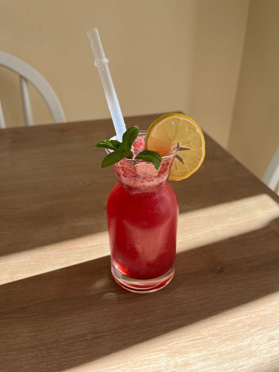Himbeer-Minze Limonade